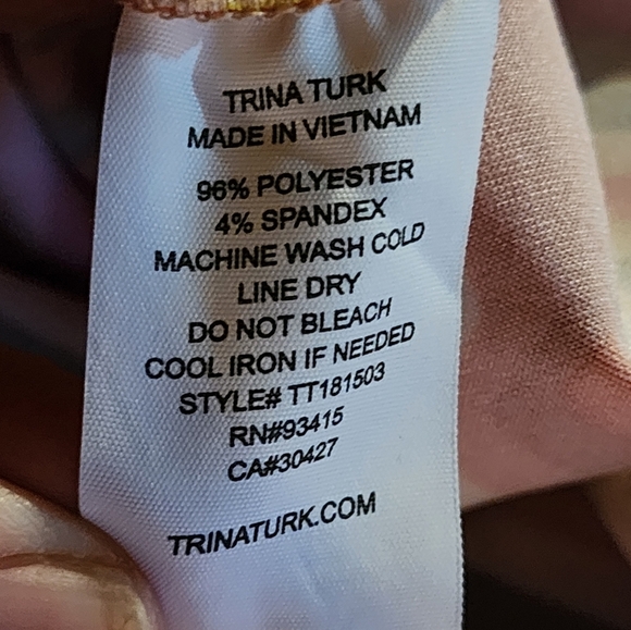 Trina Turk Off Shoulder Bell Sleeve Dress Multicolor Chevron Boho Chic Medium - Picture 9 of 9